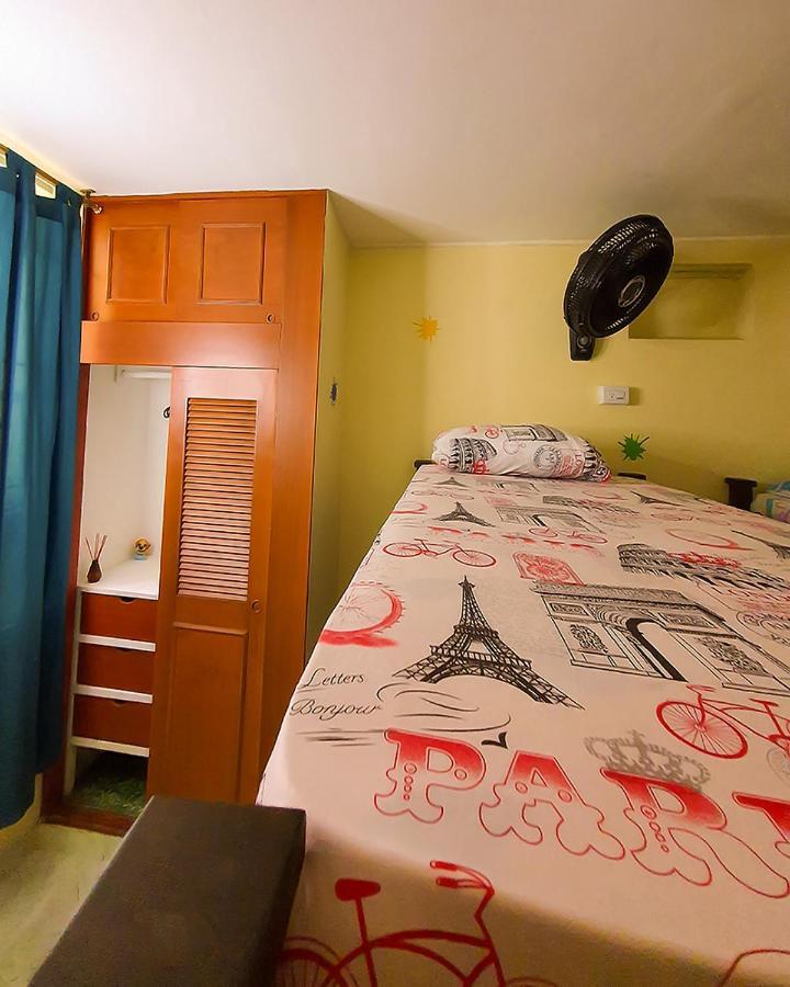Hostal Gabo 布卡拉曼加 外观 照片
