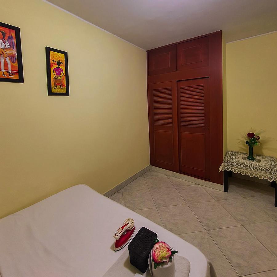Hostal Gabo 布卡拉曼加 外观 照片